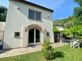 Villino Mami con Vista Mare e Piscina